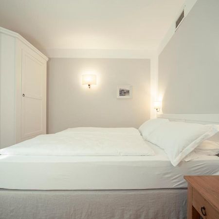 La Canonica Suite Apartments New Location Trento Dış mekan fotoğraf
