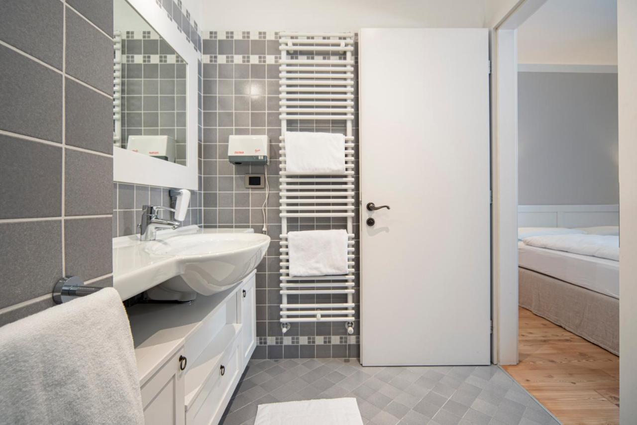 La Canonica Suite Apartments New Location Trento Dış mekan fotoğraf