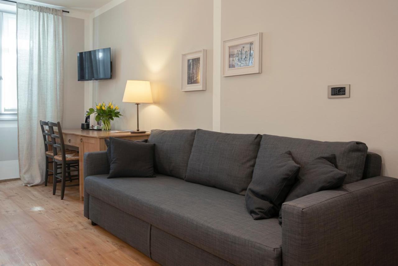 La Canonica Suite Apartments New Location Trento Dış mekan fotoğraf