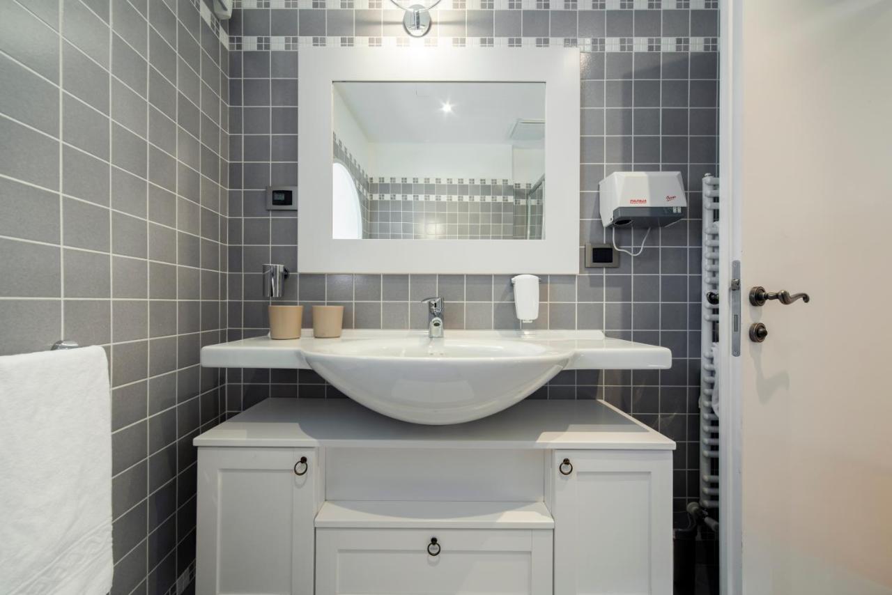 La Canonica Suite Apartments New Location Trento Dış mekan fotoğraf